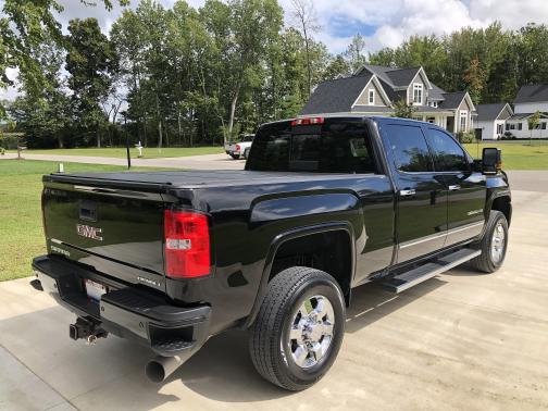 Photo 5 of 24 of 2017 GMC Sierra 3500 Denali